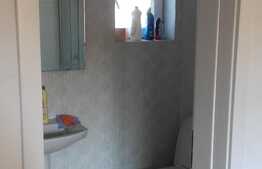 De vanzare casa, 195 mp, teren 400 mp, 14 ml, zona Oasului