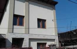 De vanzare casa, 195 mp, teren 400 mp, 14 ml, zona Oasului
