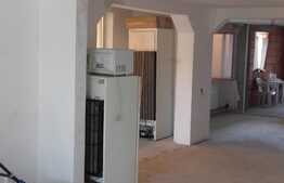 De vanzare casa, 195 mp, teren 400 mp, 14 ml, zona Oasului