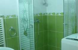 3 camere, 62 mp, parcare, terasa 40 mp, boxa, zona Casa de Cultura