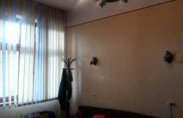 3 camere, 80 mp, etaj intermediar, boxa subsol, zona Facultatii de Litere