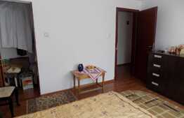 Triplex de 80 mp, teren de 30 mp! Zona strazii Eroilor! 