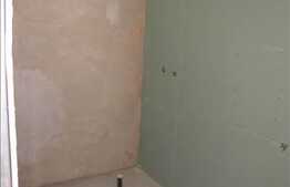 40 mp apartament la semimansarda, cu balcon, priveliste frumoasa!