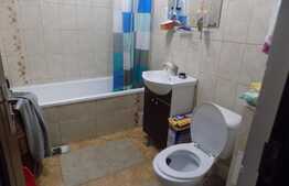 De vanzare garsoniera decomandata, 37 mp, balcon, zona strazii Porii!