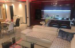 Apartament pentru pretentiosi, modern, lux! Zona strazii Stejarului!