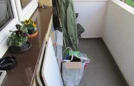 De vanzare apartament 3 camere, 76 mp, boxa, zona strazii Scortarilor