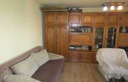 De vanzare apartament 3 camere, 76 mp, boxa, zona strazii Scortarilor