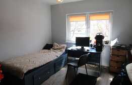 De vanzare apartament 3 camere, 76 mp, boxa, zona strazii Scortarilor