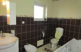 Duplex de vanzare, 180 mp, 188 mp teren, zona linistita