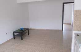 Apartament cu 3 camere, 55 mp, loc de parcare cu CF! Zona strazii Tauti!
