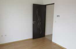 Apartament cu 3 camere, 55 mp, loc de parcare cu CF! Zona strazii Tauti!