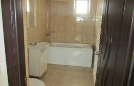 Apartament cu 3 camere, 55 mp, loc de parcare cu CF! Zona strazii Tauti!