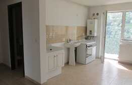 Apartament cu 3 camere, 55 mp, loc de parcare cu CF! Zona strazii Tauti!