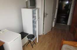 Garsoniera 16 mp, mobilata complet, zona Farmec