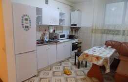 Apartament cu 3 camere, 71 mp, balcon de 7 mp! Zona strazii Florilor!