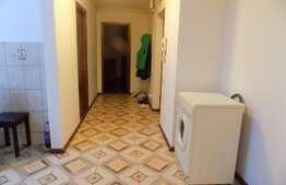 Apartament cu 3 camere, 71 mp, balcon de 7 mp! Zona strazii Florilor!