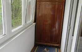 Apartament 3 camere, 67 mp, decomandat, boxa subsol, garaj, zona Clabucet