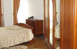 Apartament 3 camere, 90 mp, prima inchiriere, terasa 12 mp, parcare, zona Dorobantilor