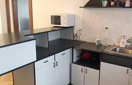 Apartament 3 camere decomandat, in zona Pietei Cipariu