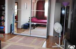 Studio 48 mp, decomandat, complet mobilat si utilat in zona Farmec