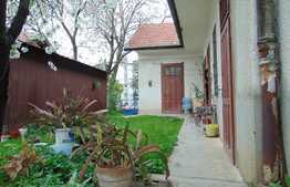 Casa individuala 3 camere, 100 mp utili, teren de 410 mp, zona 7 Strazi