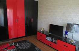 De vanzare 2 camere, 51 mp, decomandat! Parcare cu CF! Zona strazii Porii!