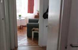 Apartament de inchiriat in zona aleii Peana, 2 camere semidecomandate, 55 mp.