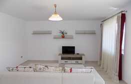 2 camere, 60 mp, prima inchiriere, terasa, parcare, zona Vivo