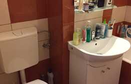 Garsoniera 29 mp, etaj intermediar, zona Universitatea Bogdan Voda