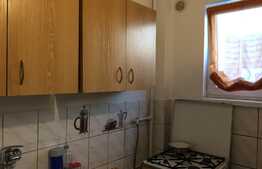 Garsoniera 29 mp, etaj intermediar, zona Universitatea Bogdan Voda