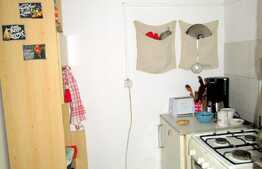 De inchiriat 3 camere, 76 mp, zona Sora