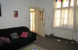 De inchiriat 3 camere, 76 mp, zona Sora