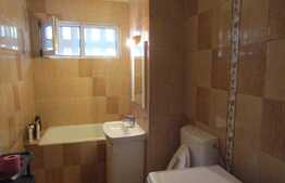 Apartament 3 camere, 70 mp, boxa, zona strazii Mehedinti