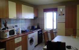 Apartament 3 camere, 71 mp, boxa, zona Profi