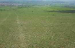 Teren extravilan de 10 400 mp! Zona Dealu de Jos!