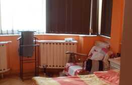 Apartament 3 camere, 75 mp, boxa, zona Intersevisan