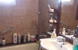 Apartament 3 camere, 75 mp, boxa, zona Intersevisan