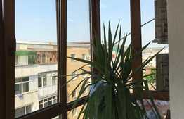 Apartament 3 camere, 67 mp, parcare, boxa, zona Hotel Paradis