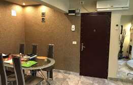 Apartament 3 camere, 67 mp, parcare, boxa, zona Hotel Paradis