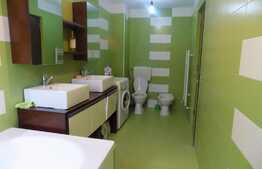 Apartament de vanzare, 2 camere, 68 mp, loc de parcare, zona strazii Porii!