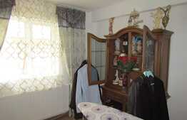 Apartament 3 camere, 78 mp, parcare, zona Restaurant Regal