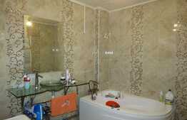 Apartament 3 camere, 78 mp, parcare, zona Restaurant Regal