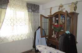 Apartament 3 camere, 78 mp, parcare, zona Restaurant Regal