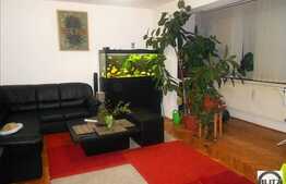 Apartament de vanzare cu 4 camere, mobilat si utilat in zona Donath