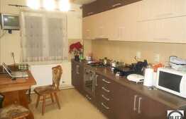 Apartament de vanzare cu 4 camere, mobilat si utilat in zona Donath