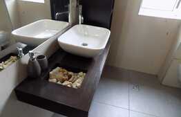 Apartament 2 camere, 40 mp, mobilat lux! Zona strazii Plopilor!