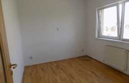 De vanzare 2 camere, 38 mp, balcon! Zona Vivo!