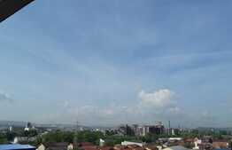 2 camere, 50 mp, semifinisat, terasa 27 mp, parcare, zona Terapia