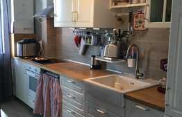 Apartament 3 camere, 57 mp, terasa de 16 mp, parcare, zona Kaufland