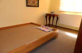 3 camere, decomandate, 70 mp, zona Intersevisan